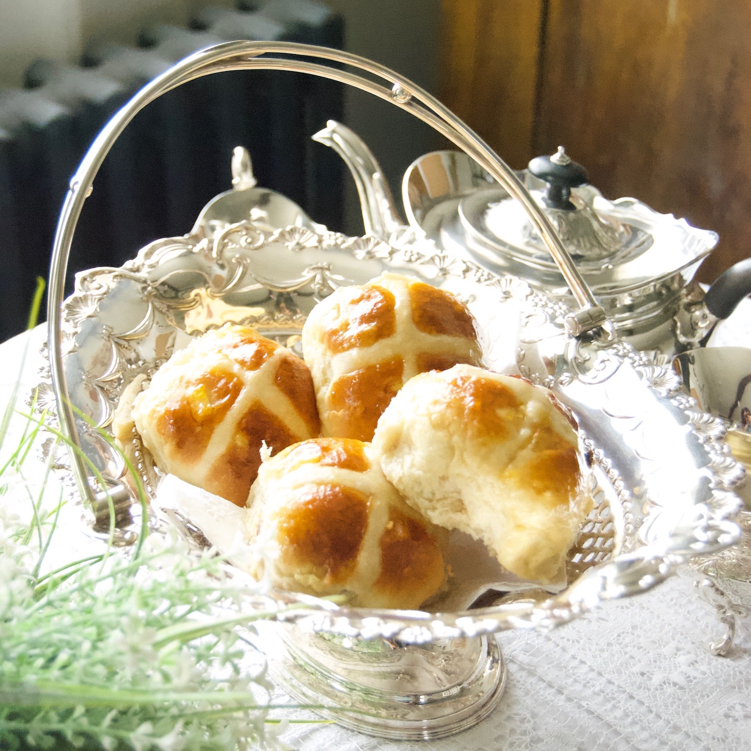 イースターの美味しいパン〜ホットクロスバンの歴史