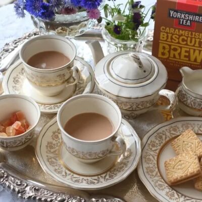 イギリスはもう秋?〜秋らしいアンティークを選んでみました♡